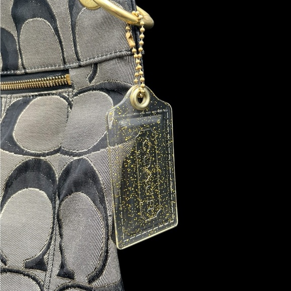 GUC Coach Poppy Signature Shoulder Bag w/ Large Glitter Hangtag - Picture 5 of 15